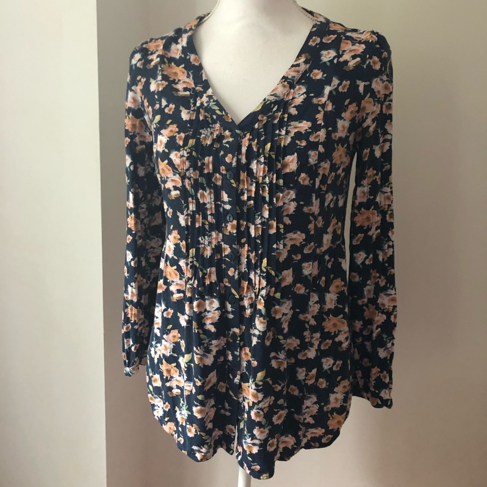 2/$5 LC Navy Blue Blouse w/ Flowers FINAL PRICE
